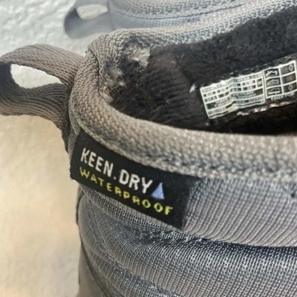 Keen Dry TerradoraII Gray/Silver Pull On Waterproof Winter Boots Women 7 Vietnam